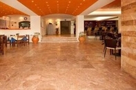 Lobi Philoxenia Hotel