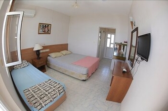 Bedroom 4 Mavi Cennet Camping Pansiyon