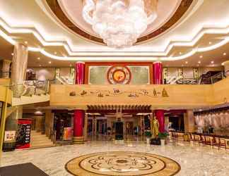 Lobi 2 Luoyang New Friendship Hotel