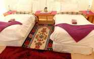 Kamar Tidur 3 TIH The Regal Camp