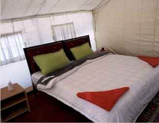 Kamar Tidur 2 TIH The Regal Camp