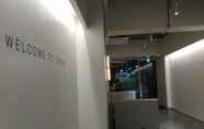 Sảnh chờ 6 White Hostel shinsaibashi