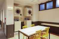 Dịch vụ khách sạn White Hostel shinsaibashi