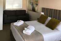 Kamar Tidur Thirroul Beach Motel