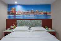 Bedroom Kaiserdom Hotel China Plaza