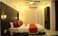 Bilik Tidur 3 Ashoka Residency Hotel