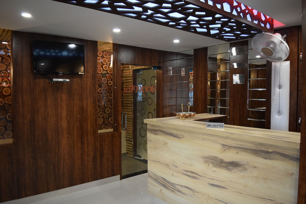 Lobi 4 Ashoka Residency Hotel