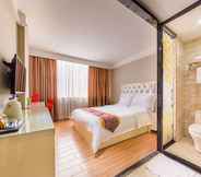 Kamar Tidur 7 Kaiserdom Hotel Airport Road