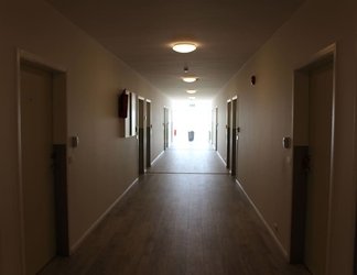 Lobby 2 Ocean Beach Apartments