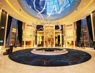 Lobby 2 Universal Hotel Urumqi