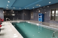 Swimming Pool Wingate by Wyndham Kamloops