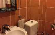 Toilet Kamar 7 Holiday Village