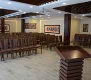 ห้องประชุม 7 Antiochos Hotel