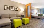 Bedroom 5 Comfort Suites North Charleston - Ashley Phosphate
