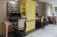 Dewan Majlis Home2 Suites by Hilton Louisville Airport/Expo Center, KY