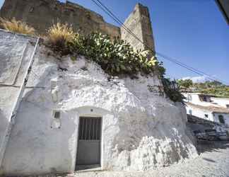 Exterior 2 Cueva de la Muralla - Sacromonte