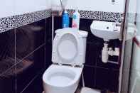 Toilet Kamar Kyoto Guest House