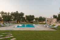 Swimming Pool Trullo La Specchia