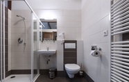 In-room Bathroom 6 Wellness hotel Praděd Thamm