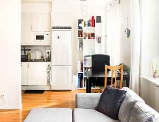Bedroom 2 Comfortable Studio Apartment - Midsommarkransen