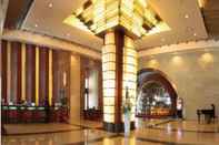 Lobi Beijing Chateau de Luze Hotel CBD