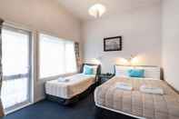 Bedroom Halswell Lodge - Motel