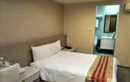 Bedroom 2 Shun-Yi Hotel