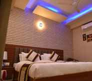 Bedroom 3 Hotel Mamta International