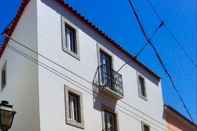 Bangunan Almamater Lisbon Apartments