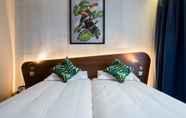 Bedroom 4 Kopster Hotel Lyon Groupama Stadium