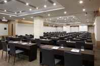 Functional Hall Days Hotel & Suites by Wyndham Incheon Airport