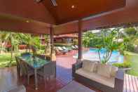 พื้นที่สาธารณะ 5BR Beachfront Villa Bangrak