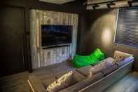 Ruang Umum Mojo Nomad Aberdeen by Ovolo