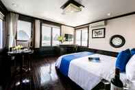 Bedroom Gray Line Private Luxury Cruise