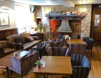 Lobi 2 Redesdale Arms Hotel