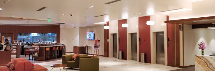 Lobby Hyatt Place Hyderabad Banjara Hills