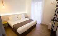 Kamar Tidur 2 S30 Reina Victoria Suites