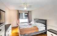 ห้องนอน 5 Toronto Furnished Living Scarborough