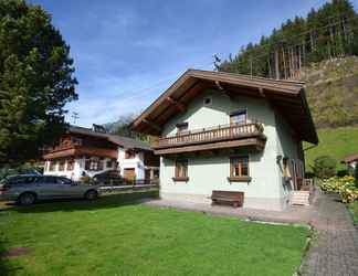 Bangunan 2 Chalet Nostalgie - Leogang