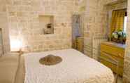 Bedroom 3 Trullo Le Roux