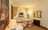 ห้องนอน 5 Rental in Rome Rondanini View