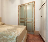 Bilik Tidur 5 Rental in Rome Banchi Vecchi Terrace