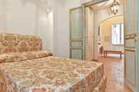 ห้องนอน Rental in Rome Banchi Vecchi Terrace