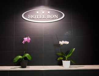 Lobi 2 Hotel Bon