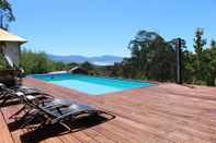 Swimming Pool Casa Rural San Cibran