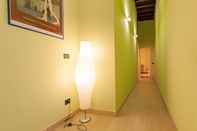 Lobby Rental in Rome Crociferi 2