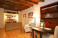 Common Space Rental in Rome Romantica Studio