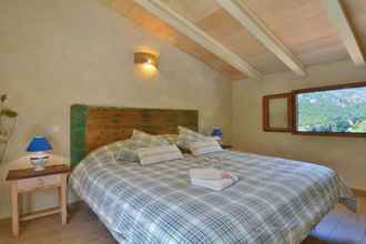 Bedroom 4 Country cozy house with pool Mallorca