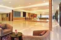 Lobby Hotel Naveen
