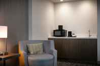 Ruang untuk Umum Courtyard by Marriott Albion